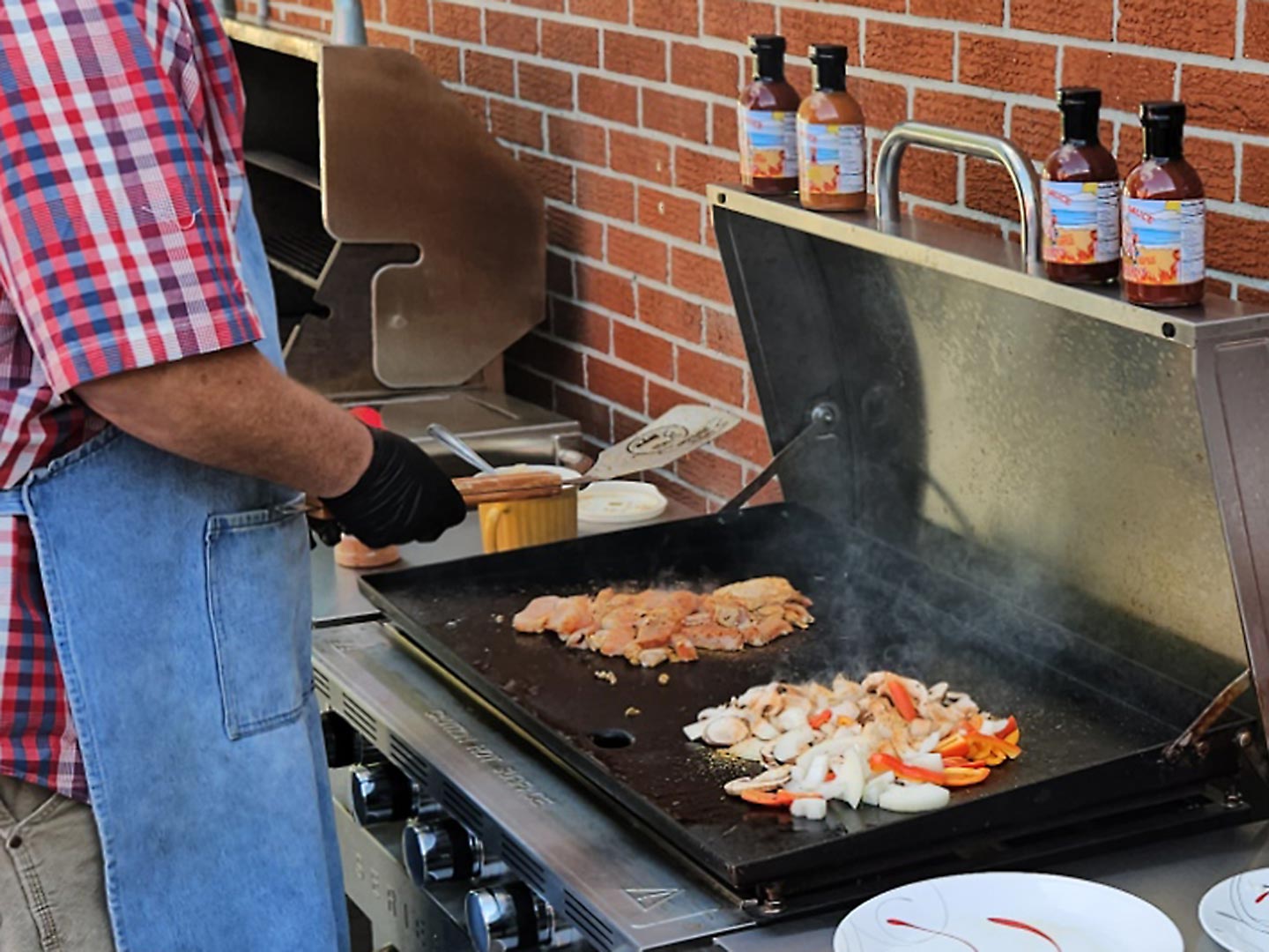 FAQs About Barbecuing & Sauces